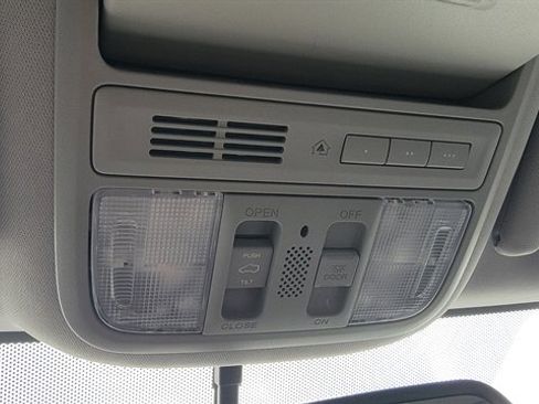 Used 2017 Honda Pilot EX-L image 41