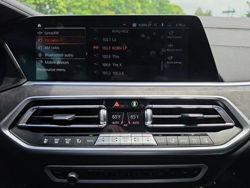 Used 2023 BMW X5 xDrive40i w/ M Sport Package AWD/4WD image 39
