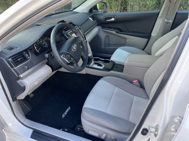 Used 2012 Toyota Camry LE FWD image 5