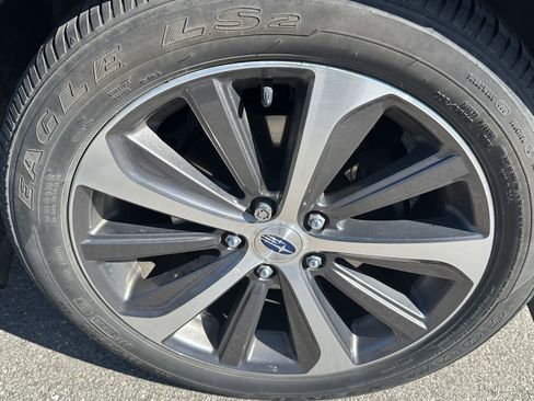 Used 2017 Subaru Legacy 2.5i Limited image 13