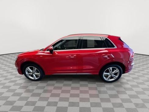 Used 2023 Audi Q3 2.0T Premium Plus w/ Premium Plus Package image 5