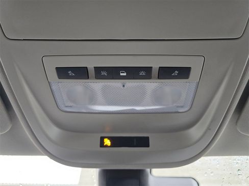 Used 2022 Chevrolet Colorado LT w/ Redline Special Edition image 29