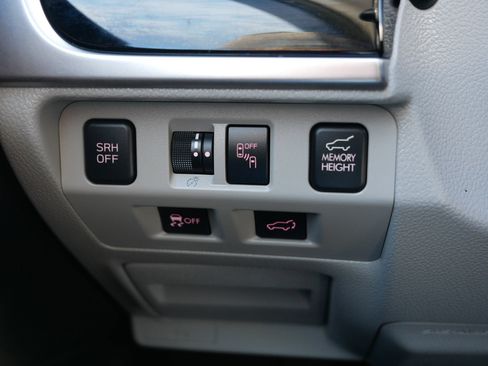 Used 2017 Subaru Forester 2.5i Limited image 26