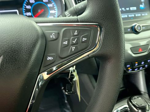 Used 2017 Chevrolet Cruze LT w/ RS Package image 12