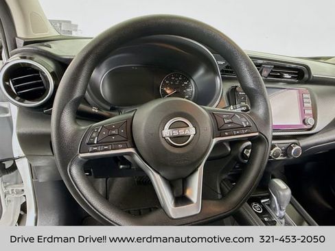 Certified 2024 Nissan Kicks SV image 11