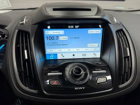 Used 2018 Ford Escape Titanium FWD image 37