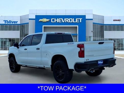 Used 2024 Chevrolet Silverado 1500 LT Trail Boss w/ Convenience Package II AWD/4WD image 4