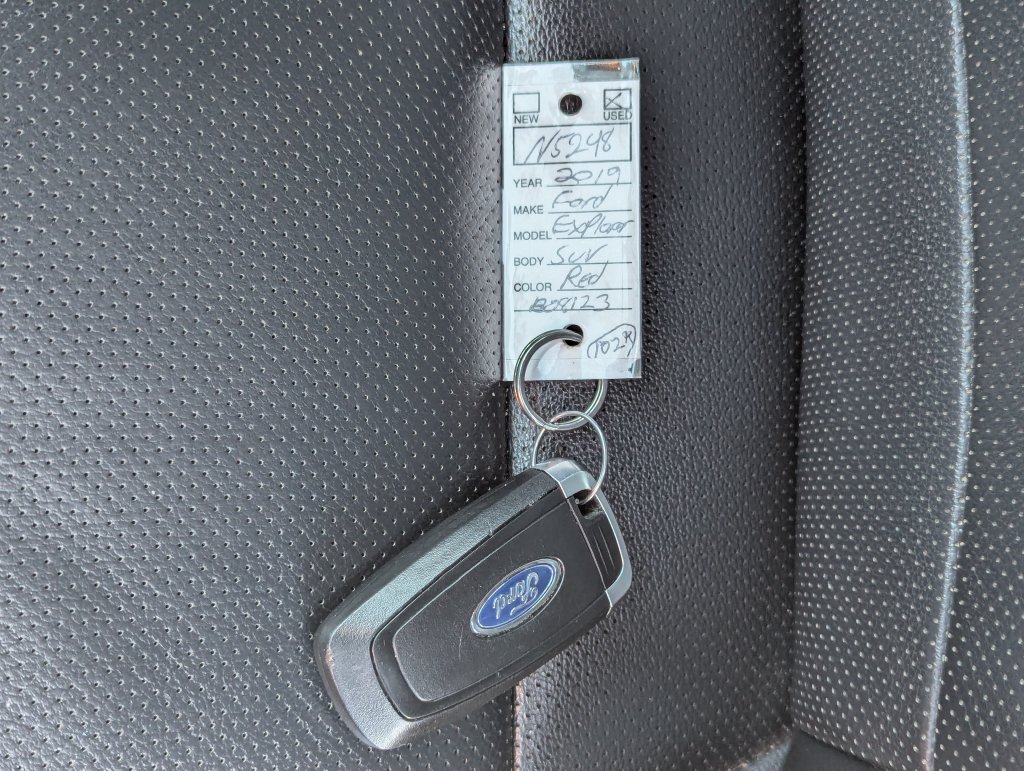 Used 2019 Ford Explorer Sport w/ Equipment Group 401A AWD/4WD image 38