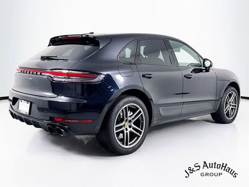 Used 2021 Porsche Macan Turbo image 7