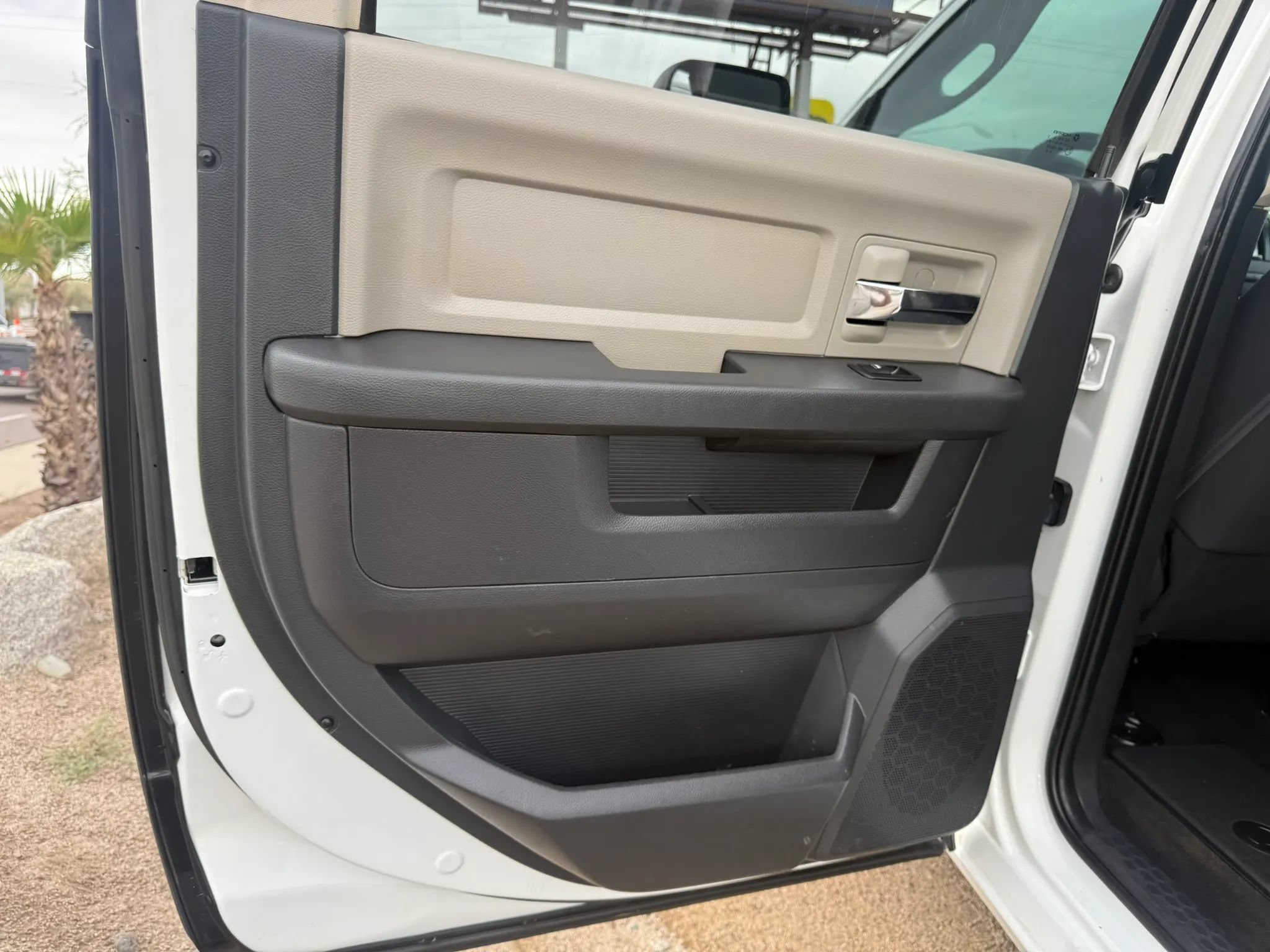 Used 2012 RAM 2500 SLT AWD/4WD image 16