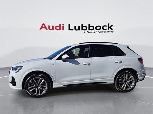 Certified 2025 Audi Q3 2.0T Premium w/ Convenience Package image 6