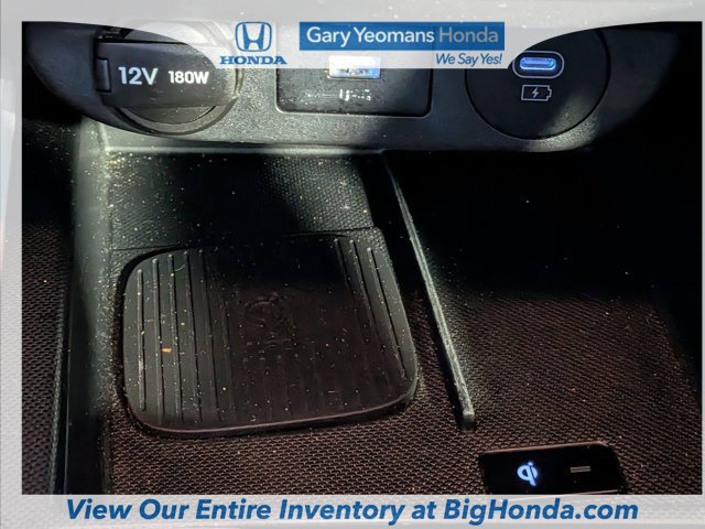 Used 2024 Hyundai Elantra Limited FWD image 29