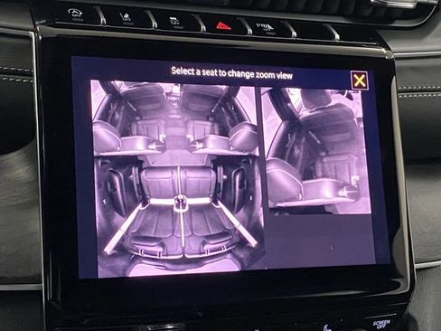 New 2025 Jeep Grand Cherokee L Limited w/ Black Appearance Package image 30