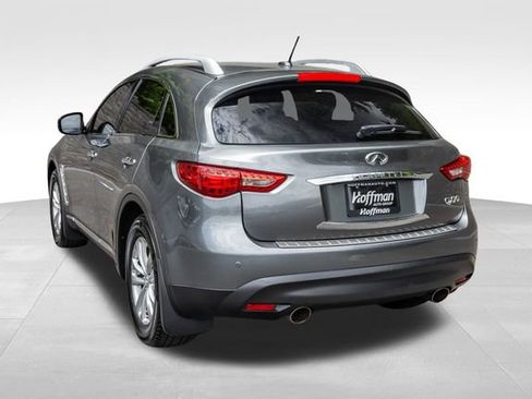 Used 2017 INFINITI QX70 AWD w/ Premium Package image 9