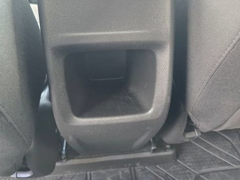 Used 2024 Chevrolet Trax RS w/ Sunroof Package FWD image 30