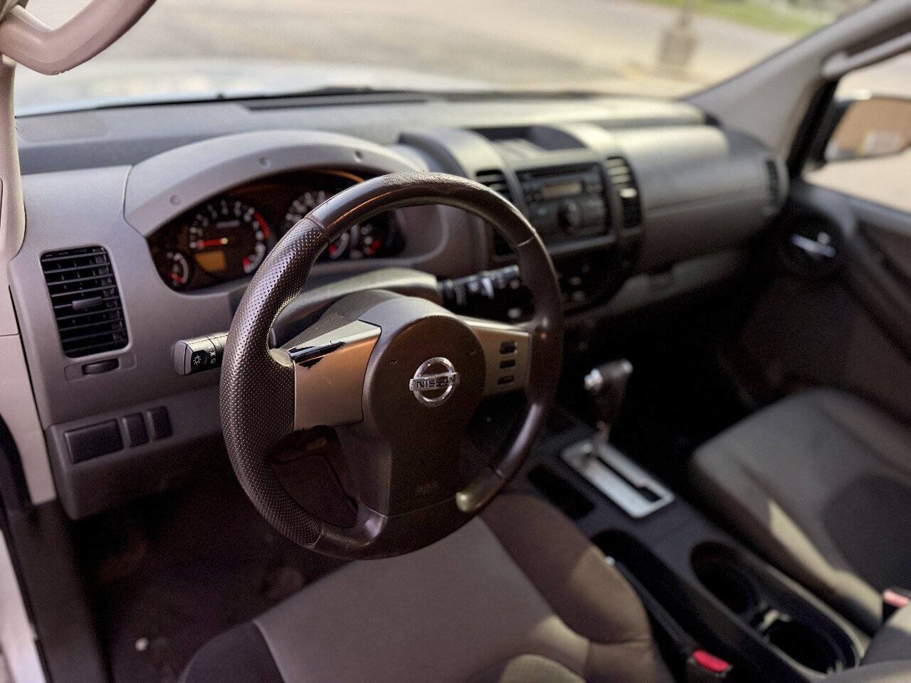 Used 2012 Nissan Xterra X AWD/4WD image 11
