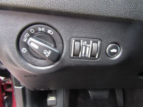 Used 2017 Dodge Charger SXT w/ Navigation & Travel Group image 28