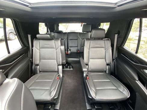 Used 2023 Cadillac Escalade Sport AWD/4WD image 22
