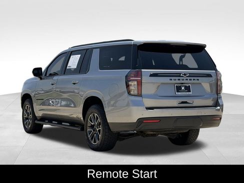 Used 2023 Chevrolet Suburban Z71 AWD/4WD image 7