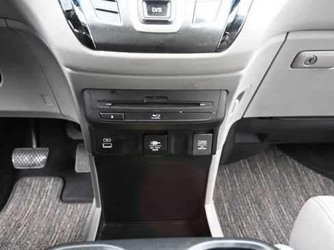 Certified 2023 Honda Odyssey Touring image 32