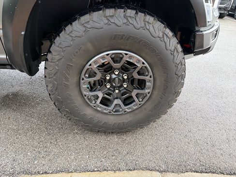 Used 2026 Ford F150 Raptor w/ Equipment Group 803A Raptor R AWD/4WD image 18