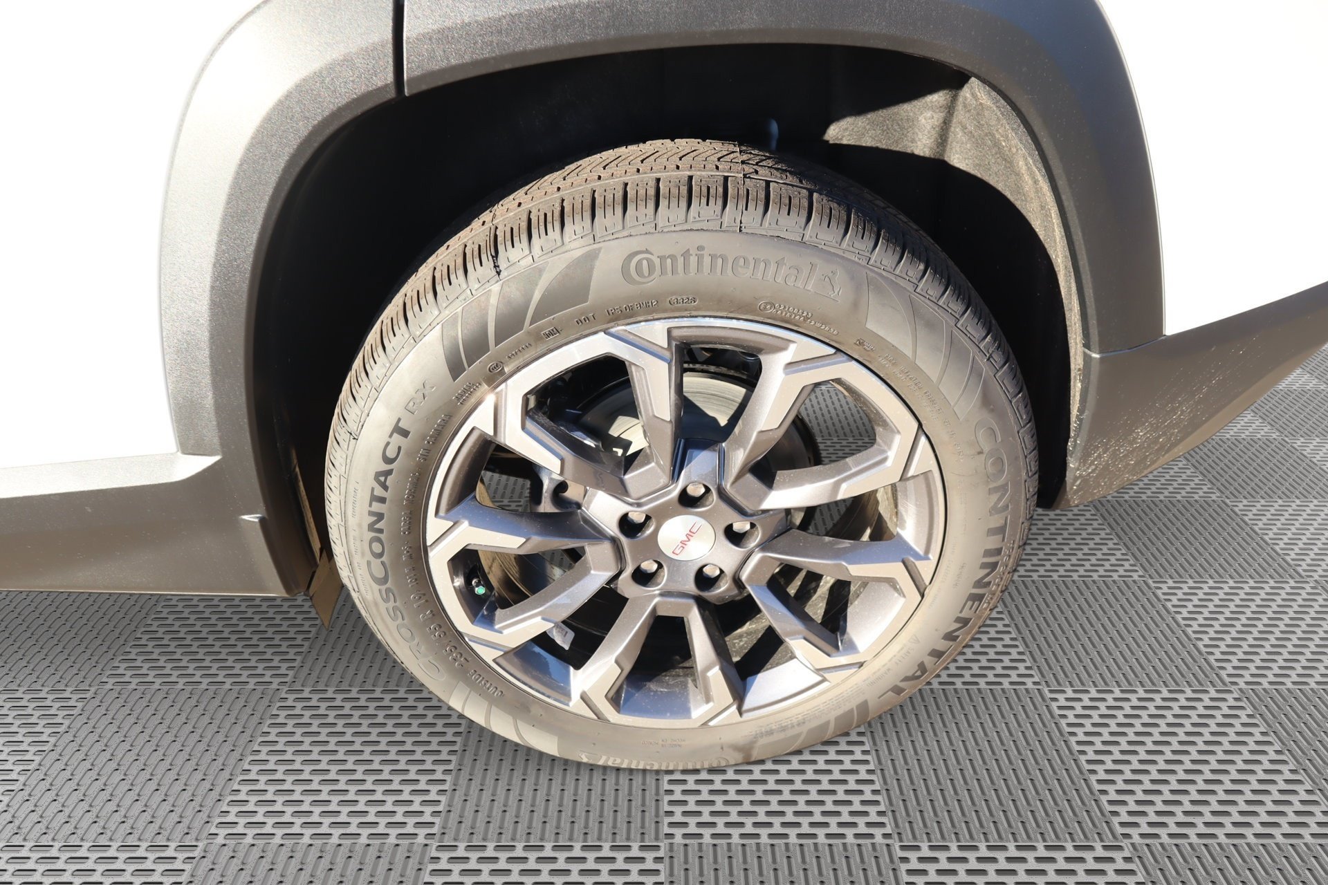 New 2027 GMC Terrain Elevation w/ Elevation Premium Package AWD/4WD image 20