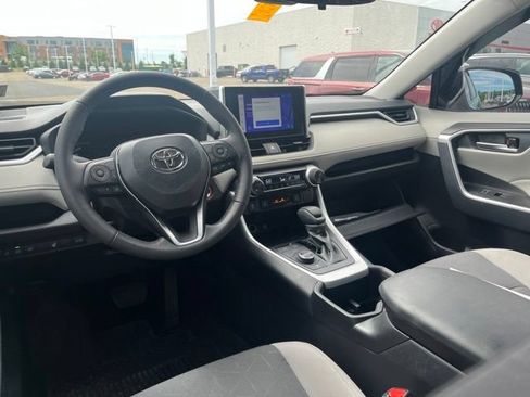 Used 2024 Toyota RAV4 XLE w/ Convenience Package AWD/4WD image 11