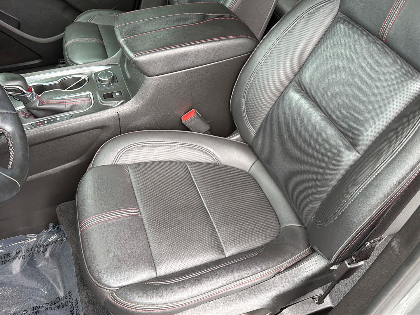 Used 2023 Chevrolet Traverse RS w/ LPO, Floor Liner Package FWD image 30