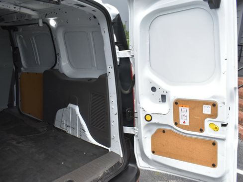 Used 2022 Ford Transit Connect XL FWD image 13