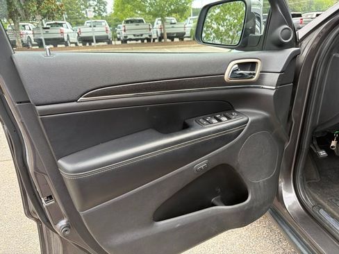 Used 2015 Jeep Grand Cherokee Limited AWD/4WD image 34