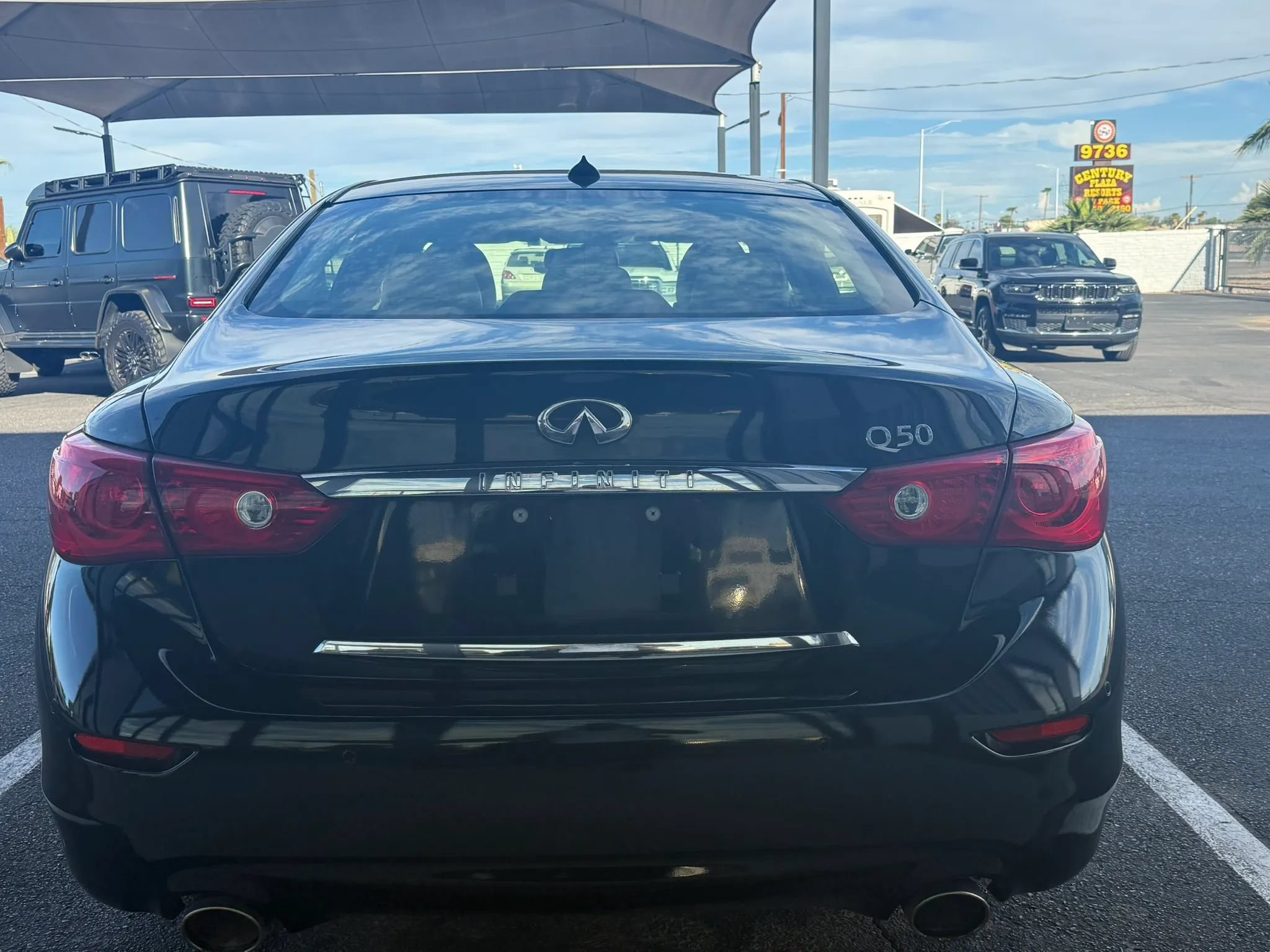 Used 2014 INFINITI Q50 Premium w/ Deluxe Touring Package RWD image 6