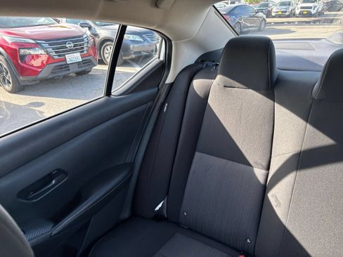 Used 2025 Nissan Sentra SV FWD image 38