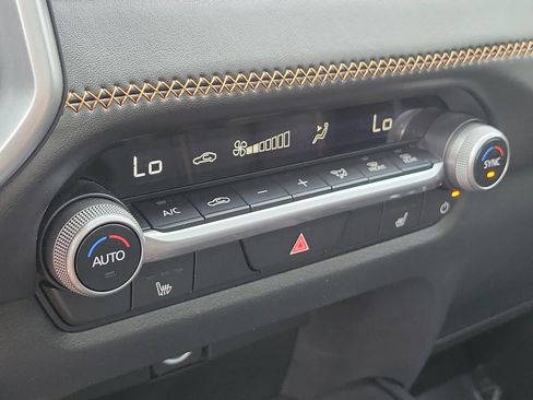 Certified 2025 MAZDA CX-50 AWD 2.5 Hybrid w/ Premium Pkg image 32