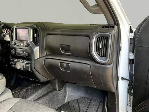 Used 2022 Chevrolet Silverado 2500 LT AWD/4WD image 26