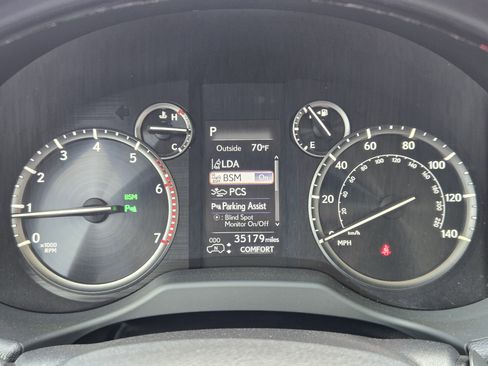 Used 2023 Lexus GX 460 Luxury w/ Sport Design Package image 23