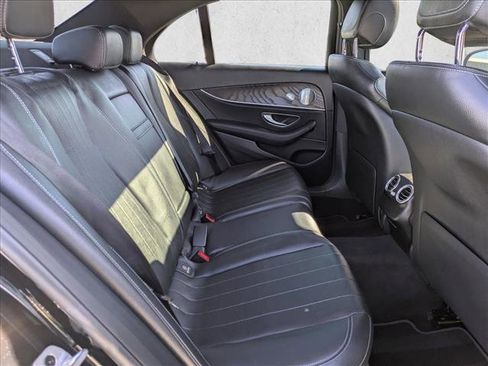 Used 2019 Mercedes-Benz E 300 E 300 image 20