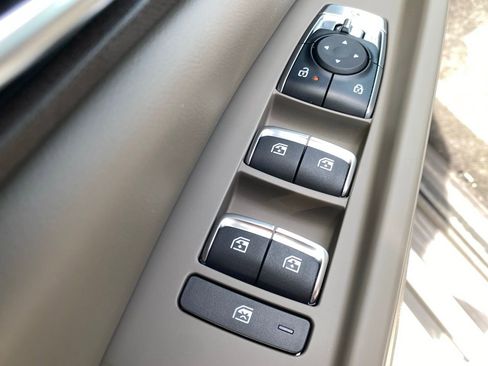 New 2026 Kia Carnival EX image 11