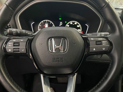 Certified 2024 Honda Pilot Touring image 14