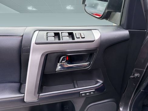 Used 2019 Toyota 4Runner Limited AWD/4WD image 14