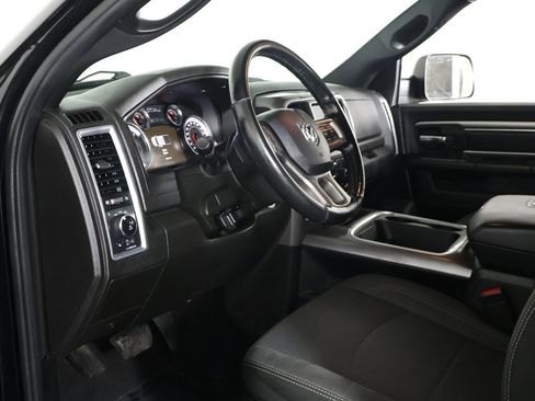 Used 2022 RAM 1500 Classic Warlock image 19