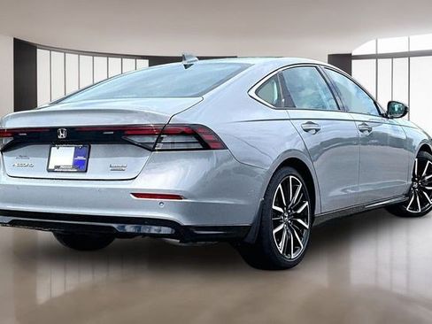 Certified 2025 Honda Accord Touring image 6