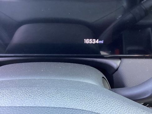 Used 2025 Chevrolet TrailBlazer LT image 16