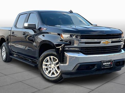 Used 2020 Chevrolet Silverado 1500 LT w/ Texas Edition image 2