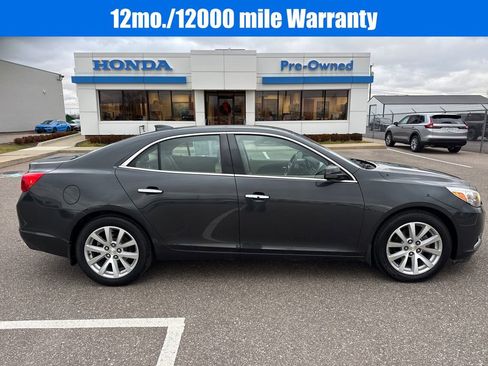 Used 2016 Chevrolet Malibu LTZ image 1