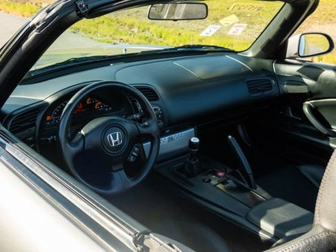 Used 2007 Honda S2000 image 19