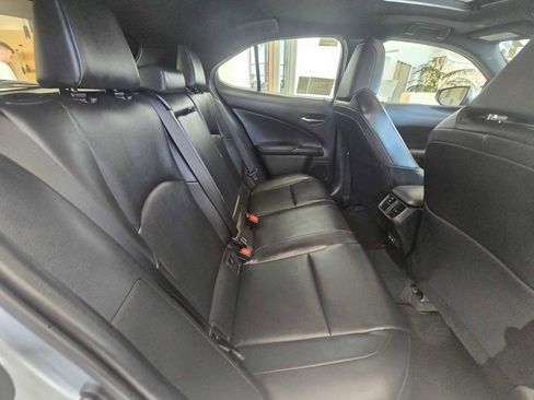 New 2026 Lexus UX 300h AWD image 15