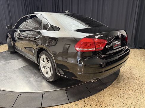 Used 2015 Volkswagen Passat 1.8T Limited Edition image 5