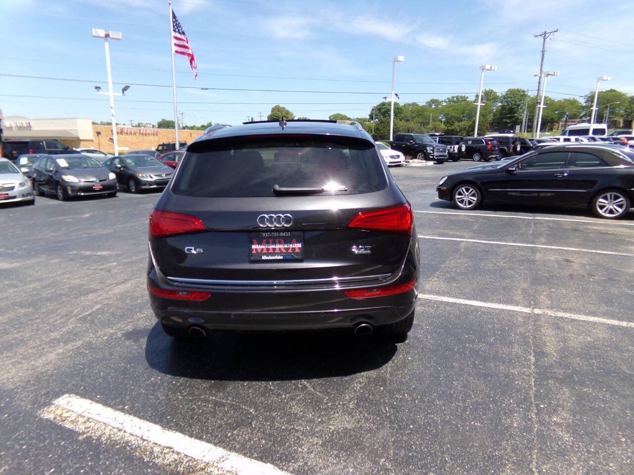 Used 2017 Audi Q5 2.0T Premium Plus w/ Technology Package AWD/4WD image 4