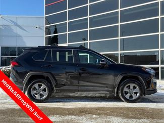 Used 2022 Toyota RAV4 XLE video 2