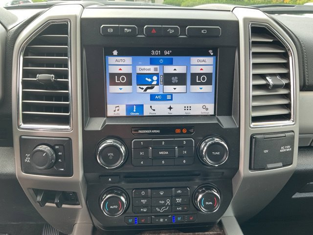Used 2017 Ford F250 Lariat w/ Lariat Value Package AWD/4WD image 25